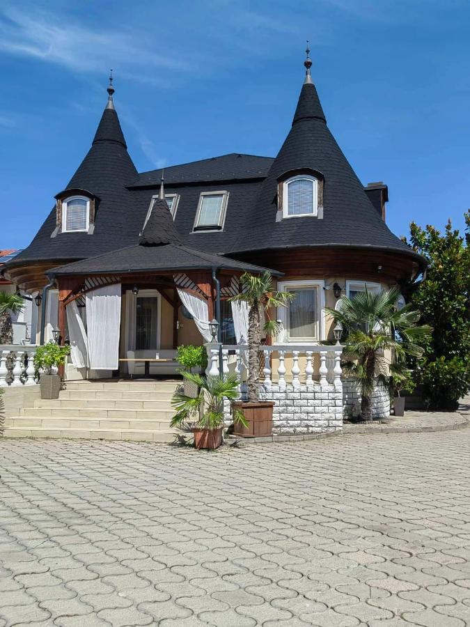 Kastely Villa Keszthely Exterior foto